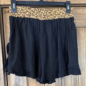Umgee Black Shorts with Leopard Print Waistband